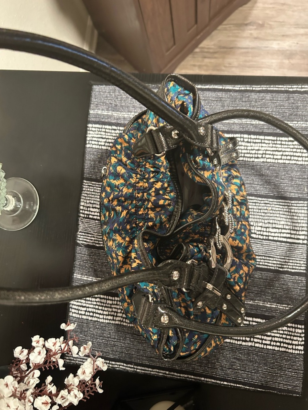 Kathy Van Zeeland Y2K Ruffle Top Teal, Gold & Black Patterned Shoulder Bag - Picture 4 of 15